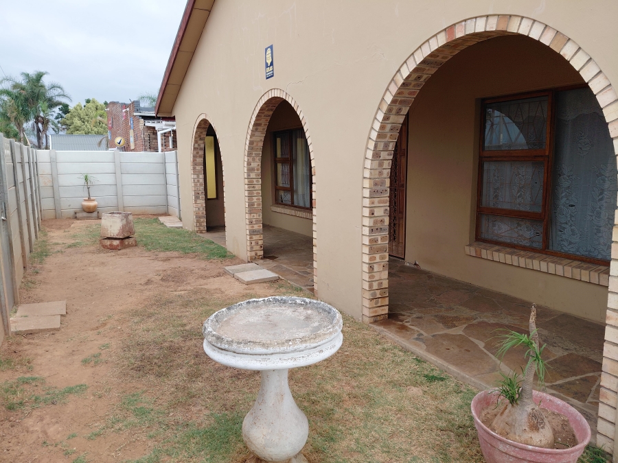 4 Bedroom Property for Sale in Manor Heights Eastern Cape